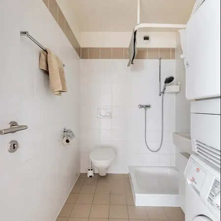 Chambre Salle De Bain Privee Vue Lac Centre ローザンヌ